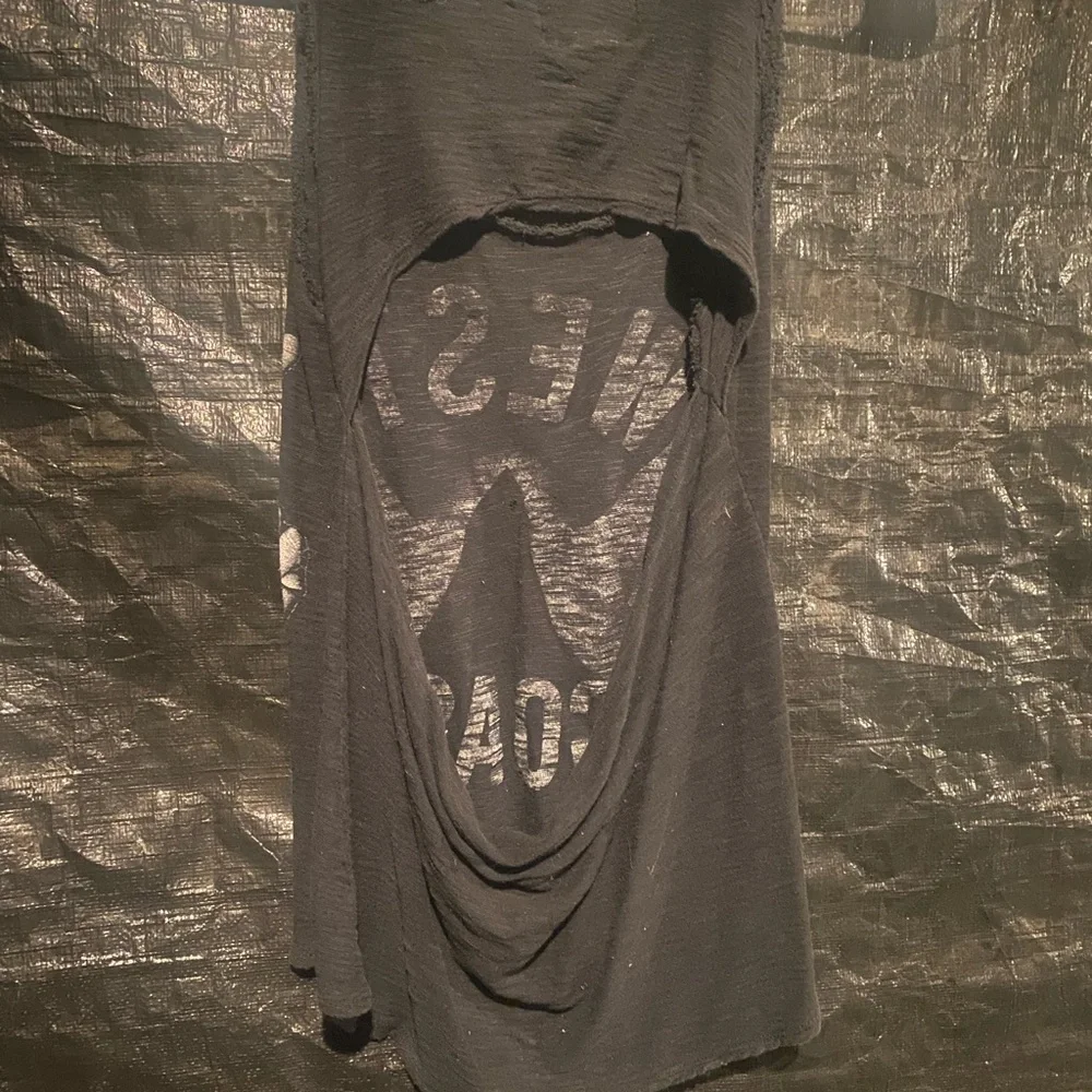 West Coast cutout tank top - Picture 3 of 3